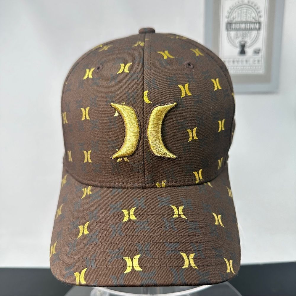 HURLEY CAP — Step & Repeat Logos / Gold&Brown